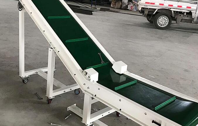 皮帶輸送機(jī)